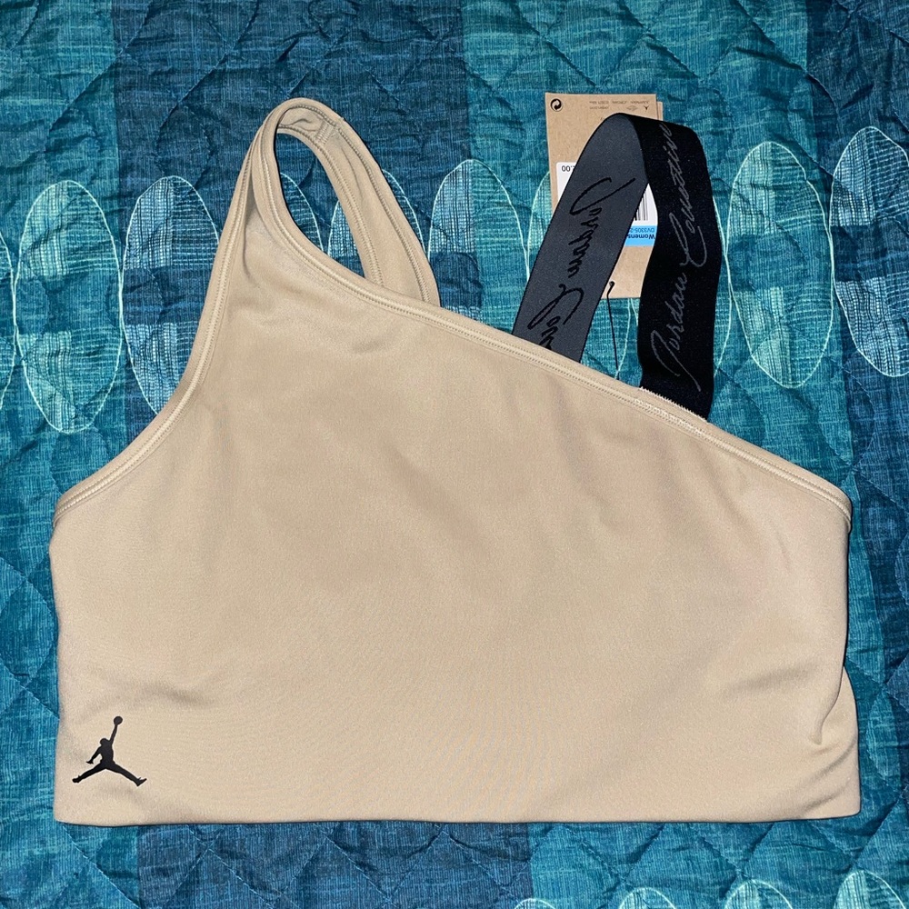 Jordan womens size medium asymmetrical sports bra new with tags
